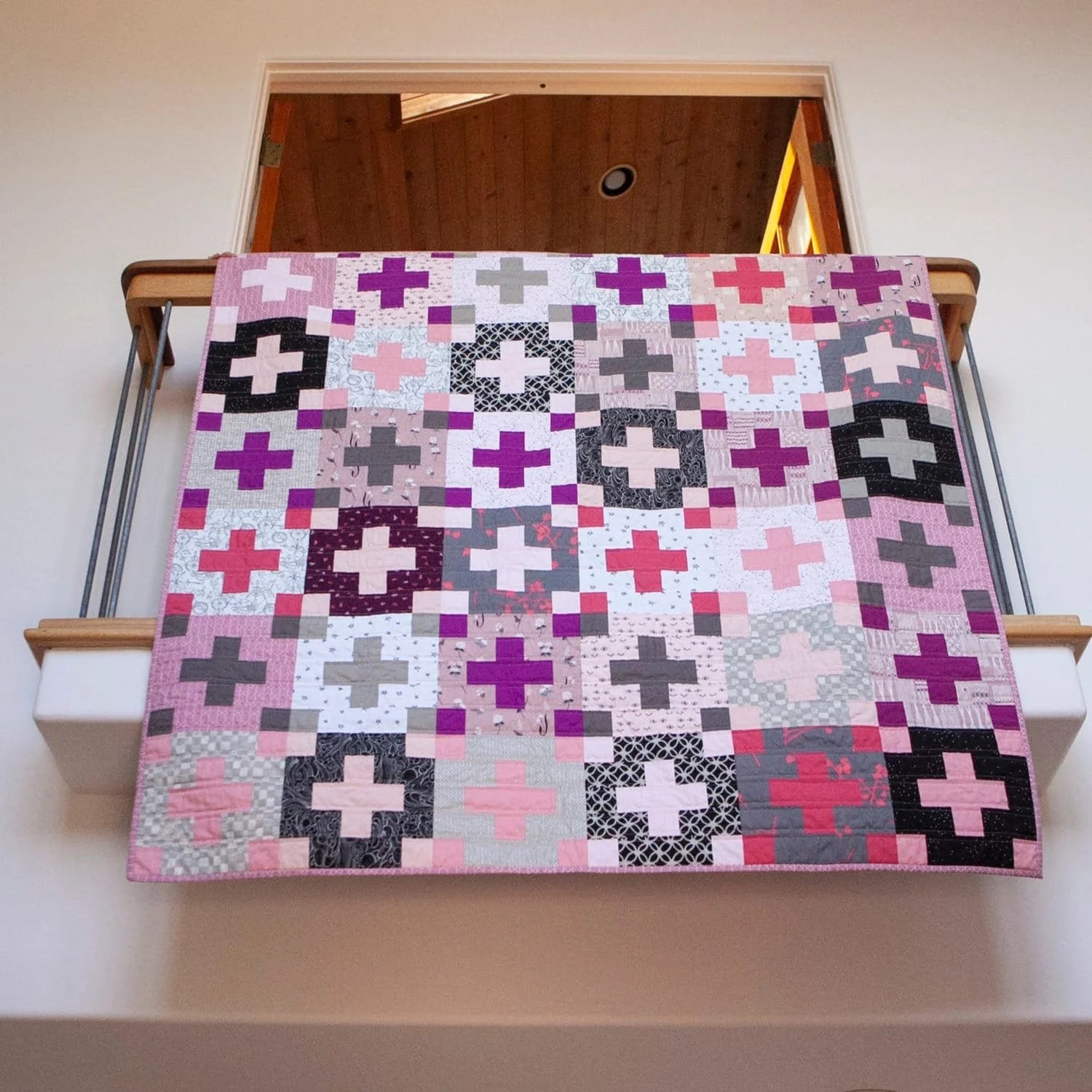 Fuchsia Pop Plus Throw Quilt