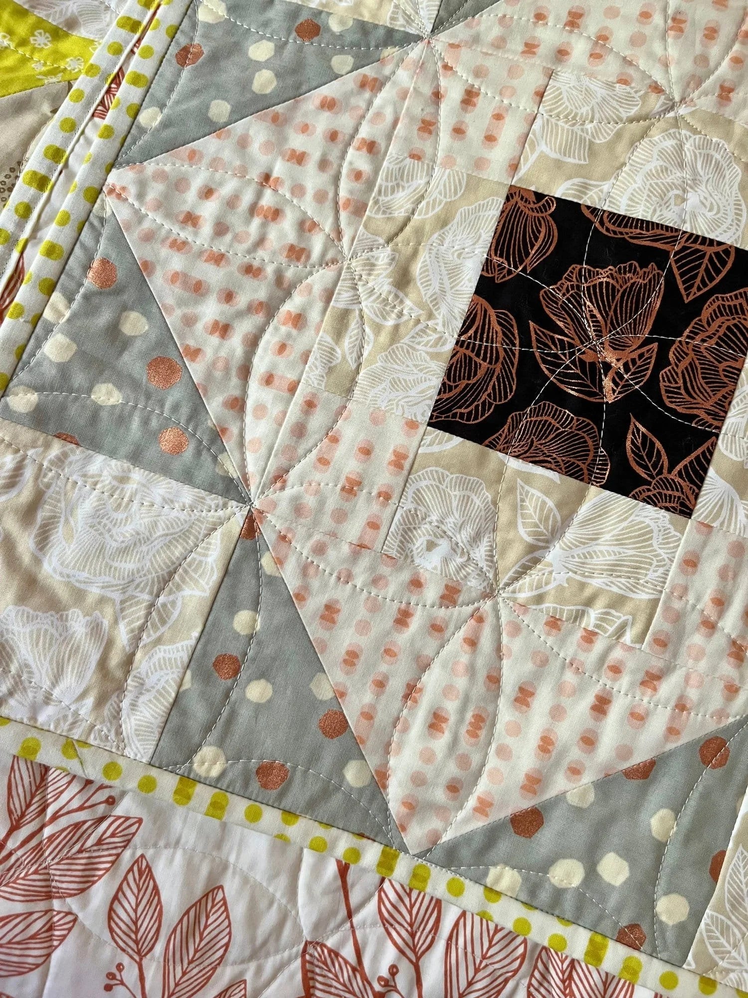 Dawn's Light Meadowland Double Quilt