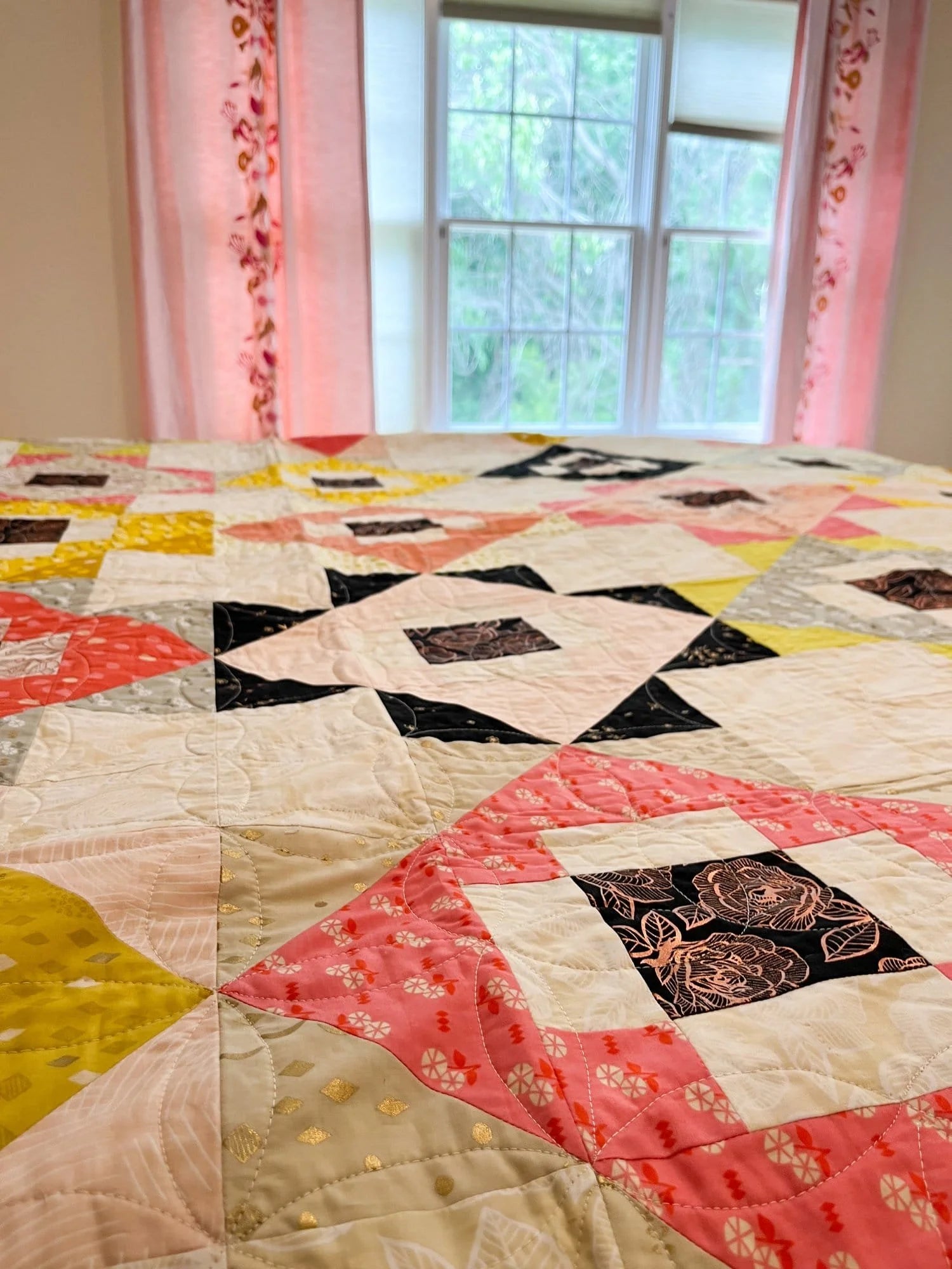 Dawn's Light Meadowland Double Quilt