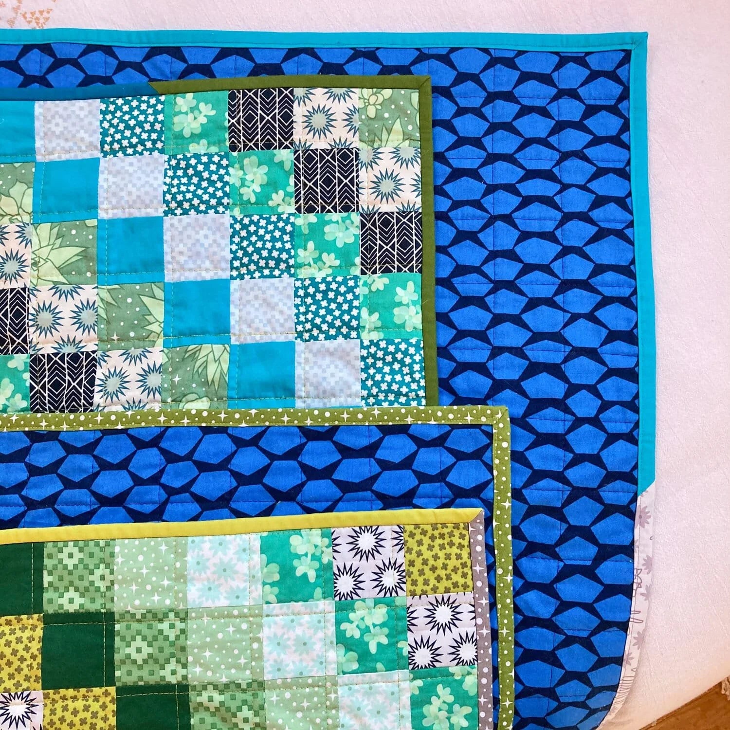 Labradorite Scrappy Trip quilt