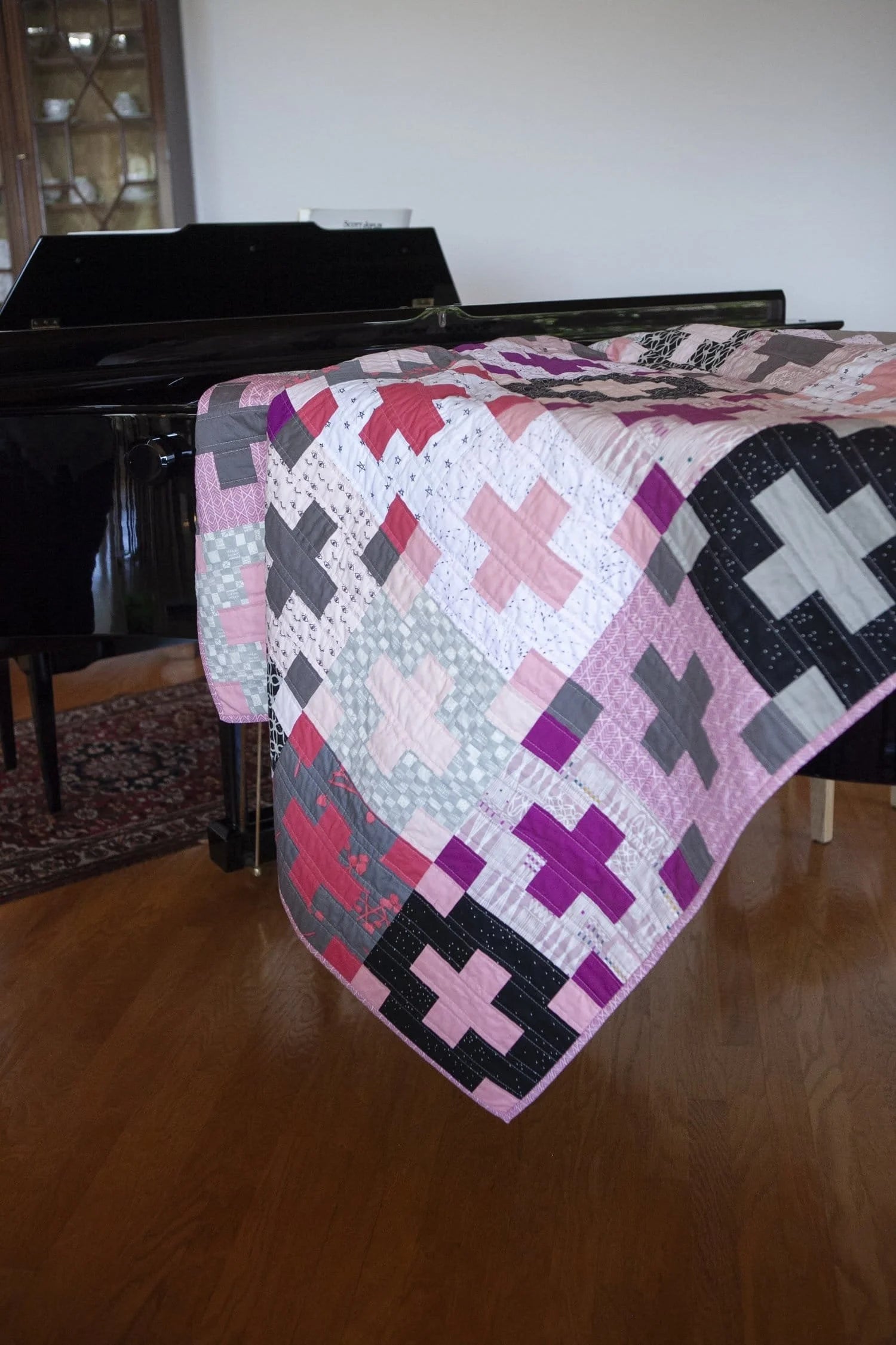 Fuchsia Pop Plus Throw Quilt