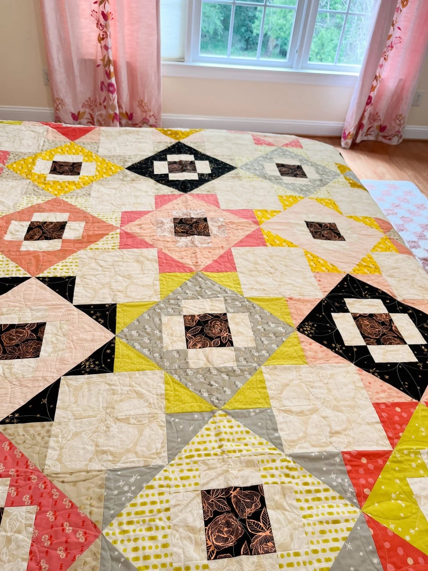 Dawn's Light Meadowland Double Quilt