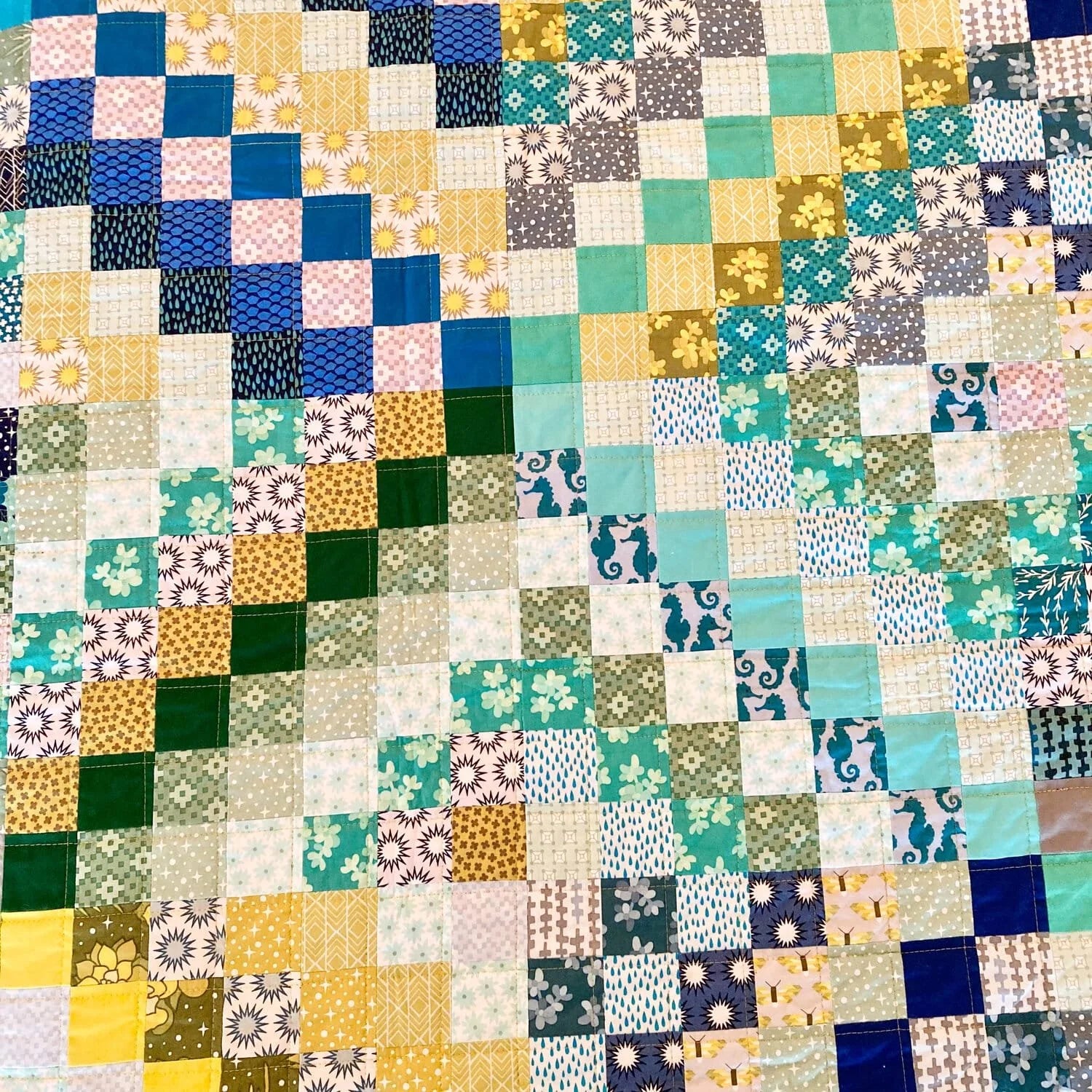 Labradorite Scrappy Trip quilt
