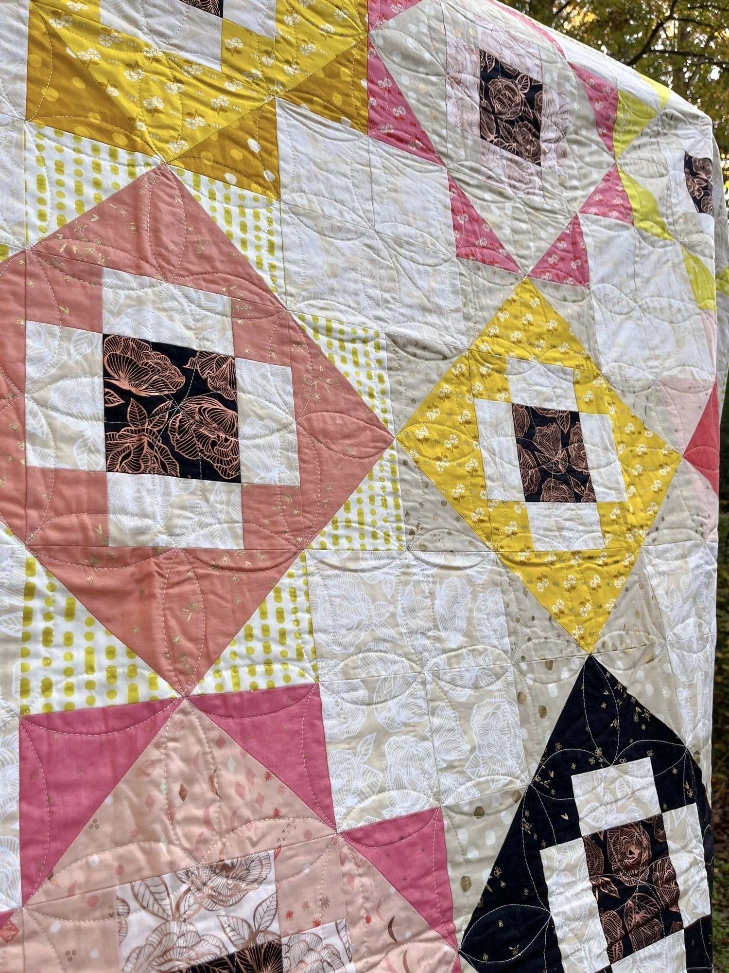 Dawn's Light Meadowland Double Quilt