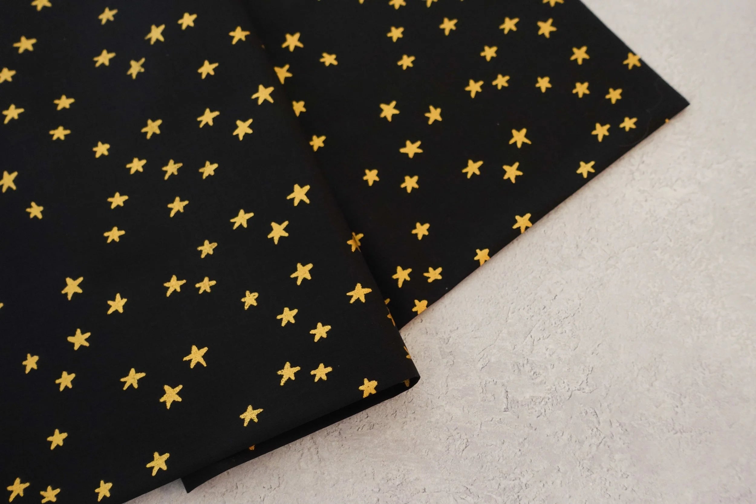 Starry - Metallic Black Gold