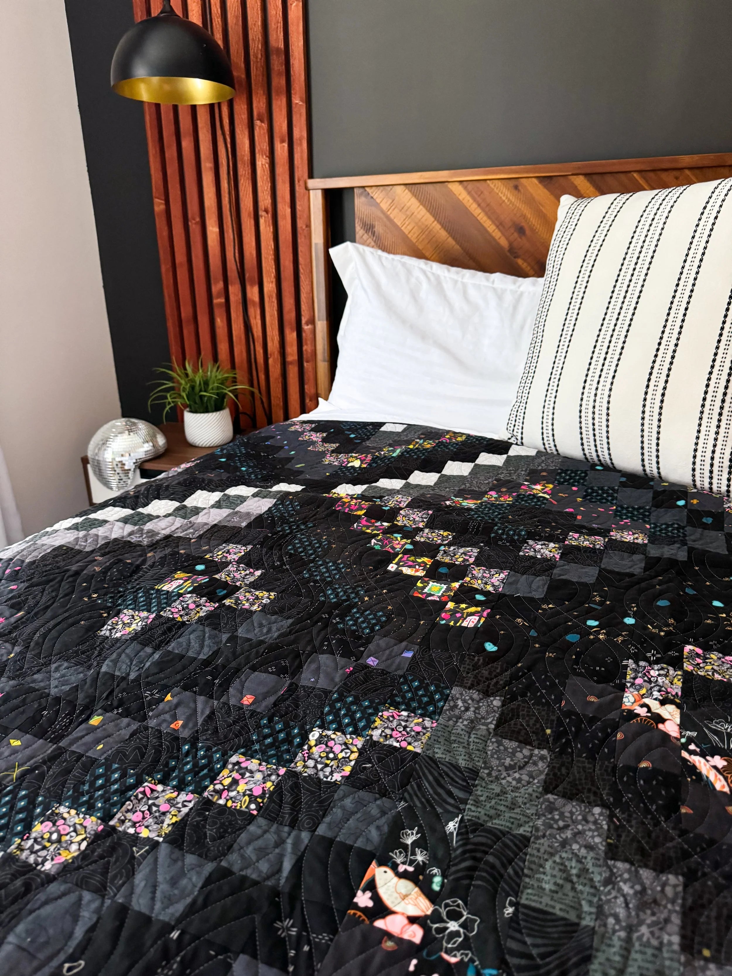Hematite Scrappy Trip Quilt