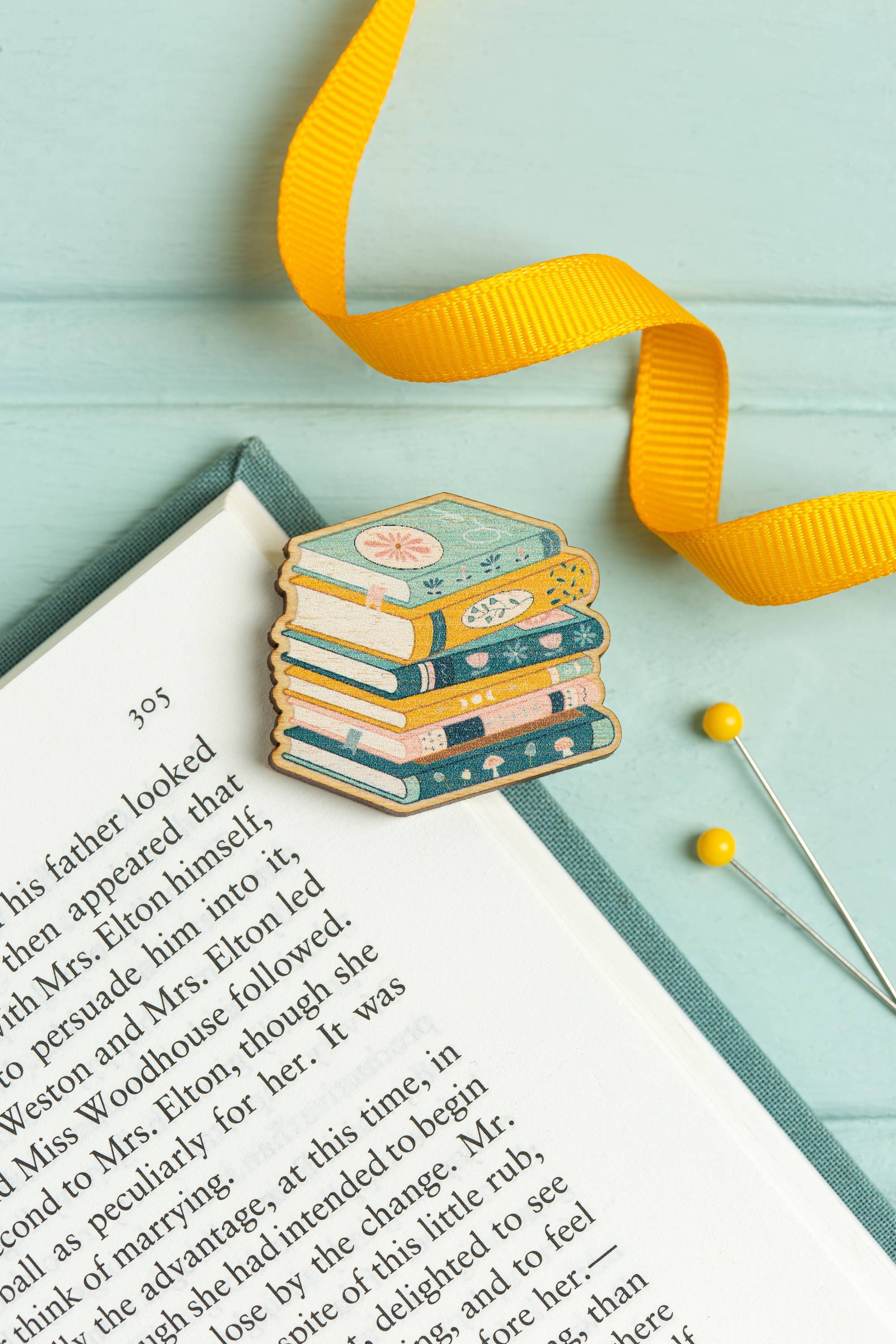 Book Lover Needle Minder