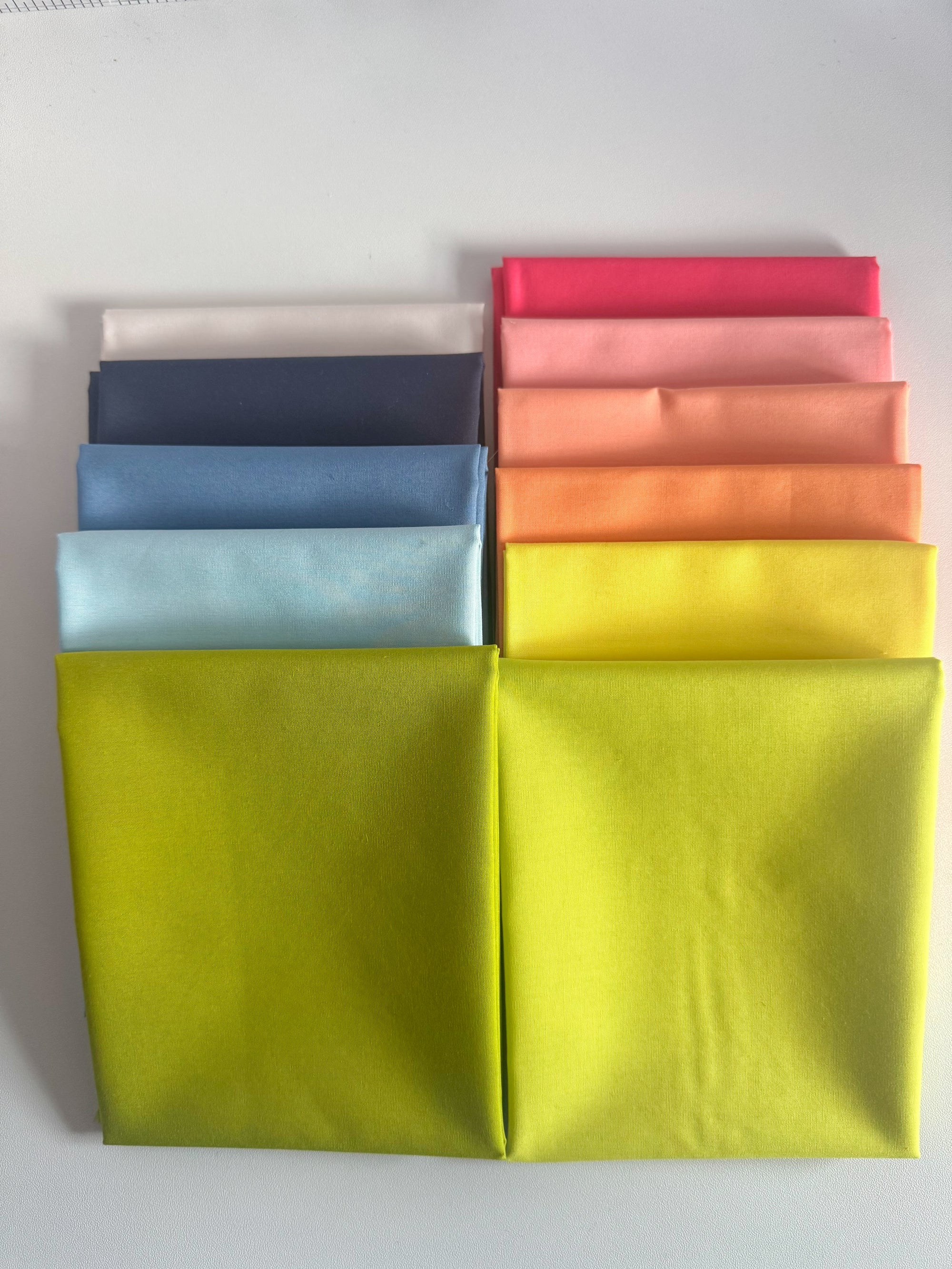 Bizarra Solids - 11 FQ Bundle