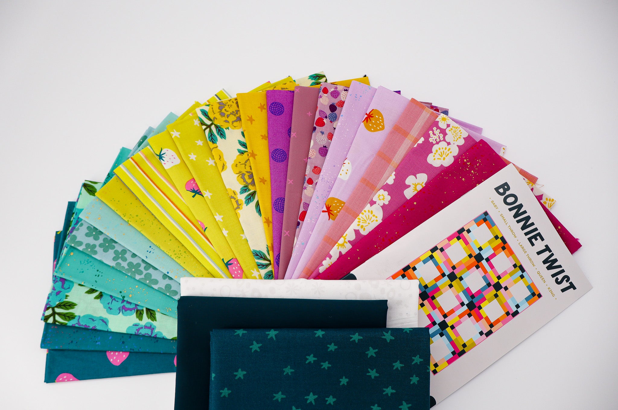 Bonnie Twist Quilt Kit - Roseberry