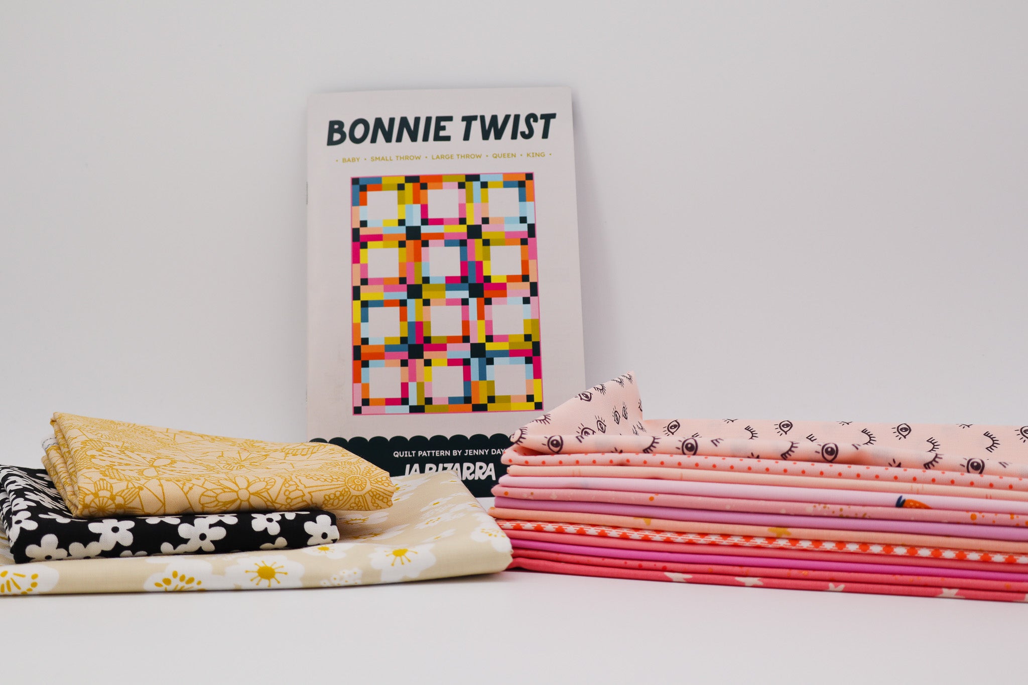 Bonnie Twist Quilt Kit - Peekaboo Pink