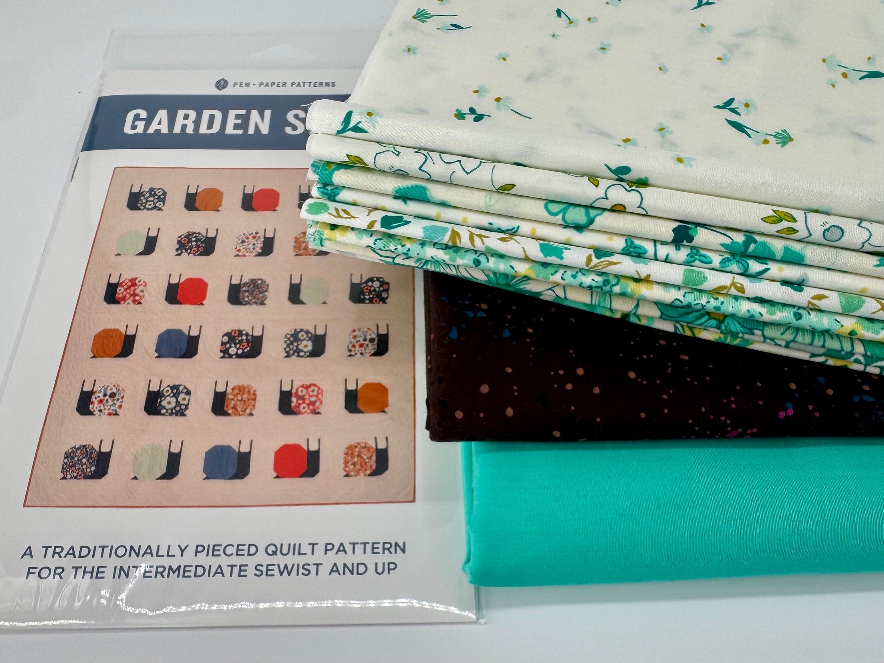 Garden Snails Quilt Kit - Bloomcore