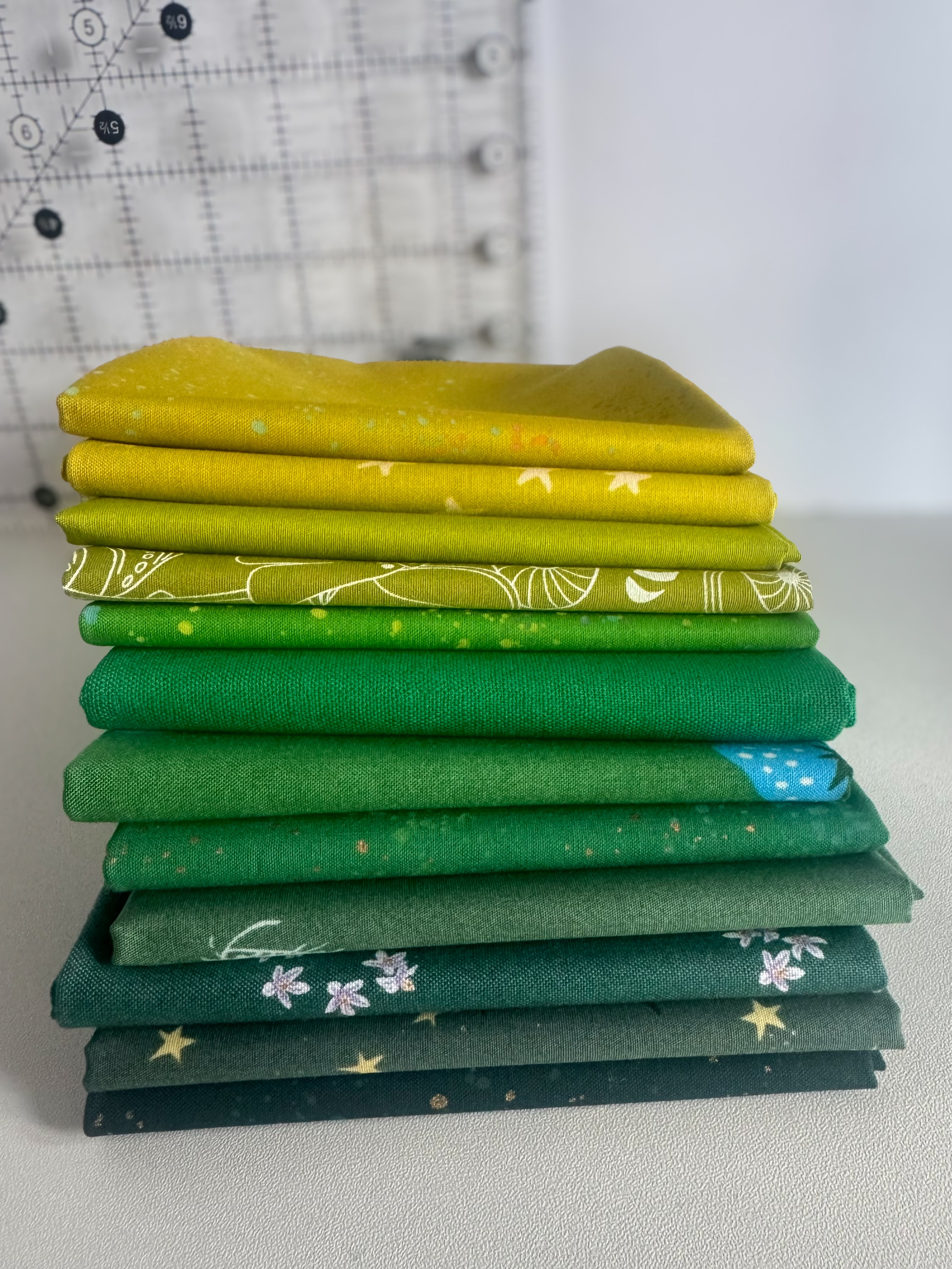 Wanderer Greens - 12 FQ Bundle