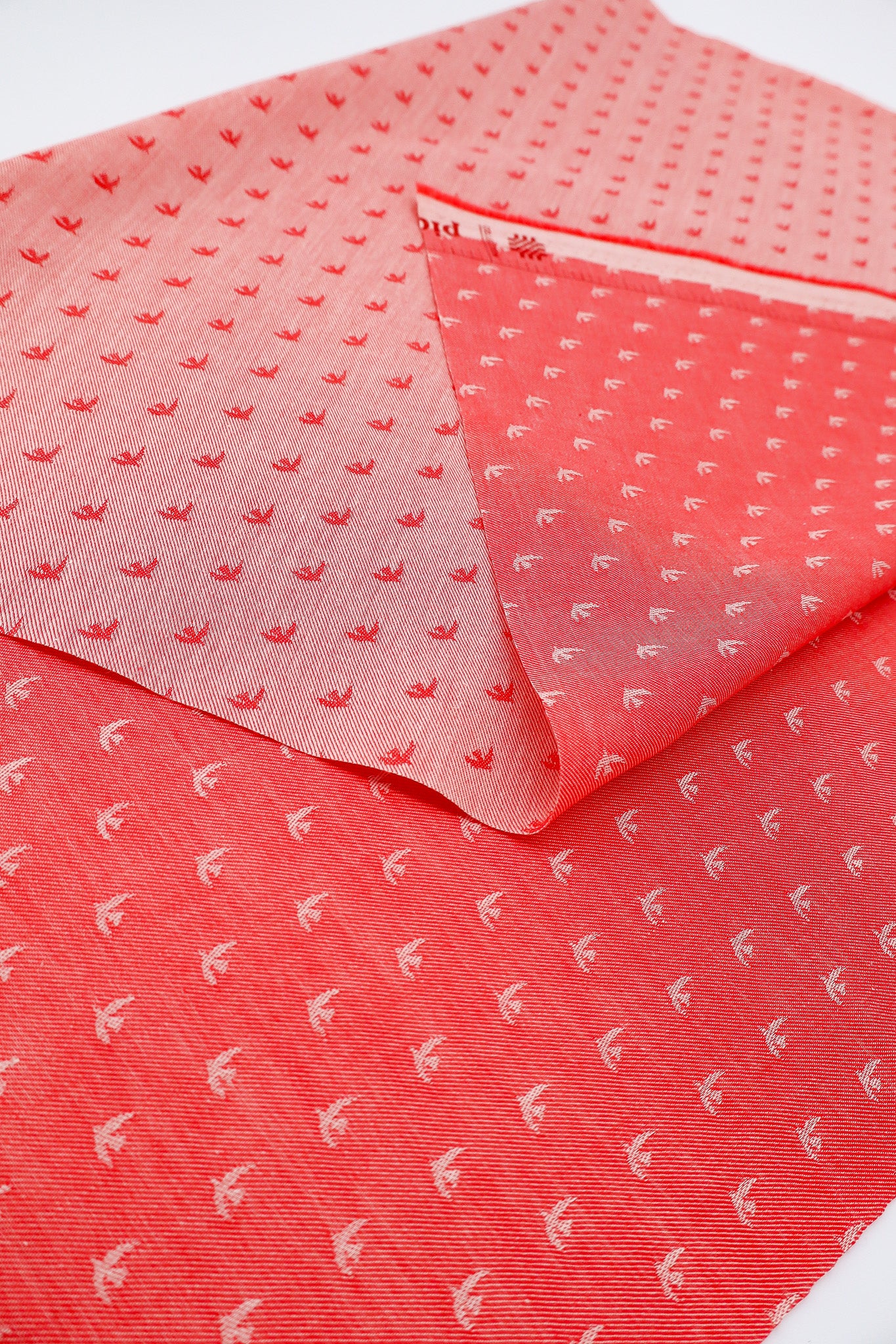 Jacquard Birds - Cardinal