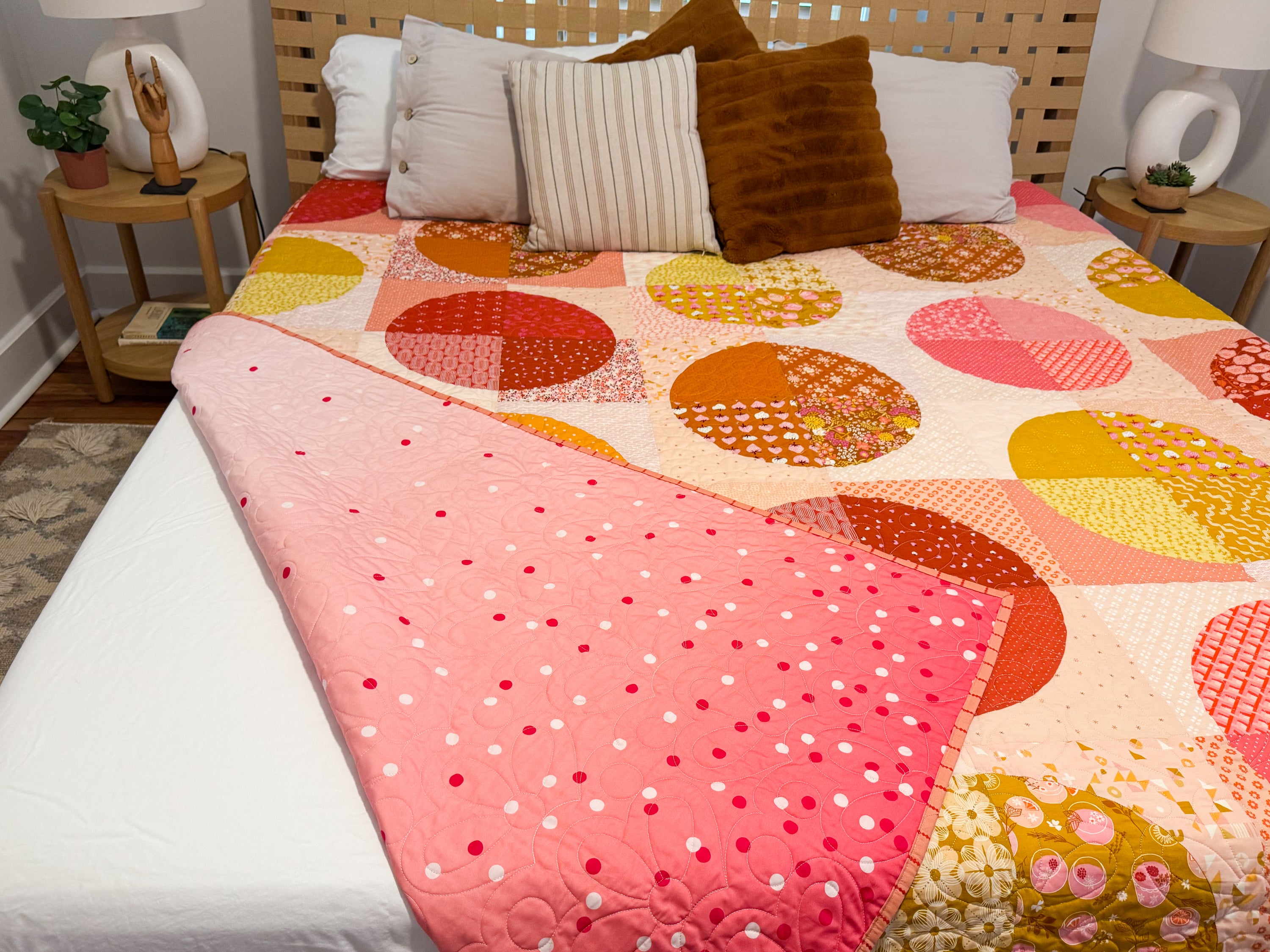 Champagne Strawberries Quilt