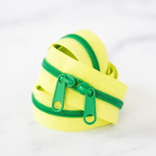 30" Zipper - Lemon Lime