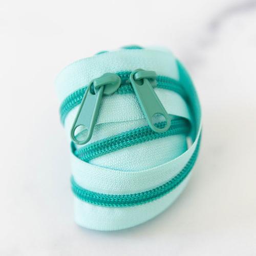 30" Zipper - Spearmint